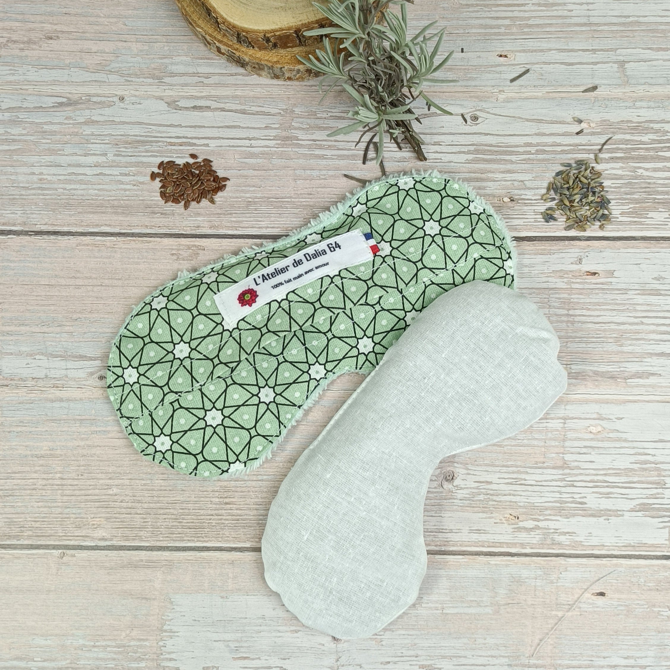 Masques relaxant pour les yeux céramik vert clair 