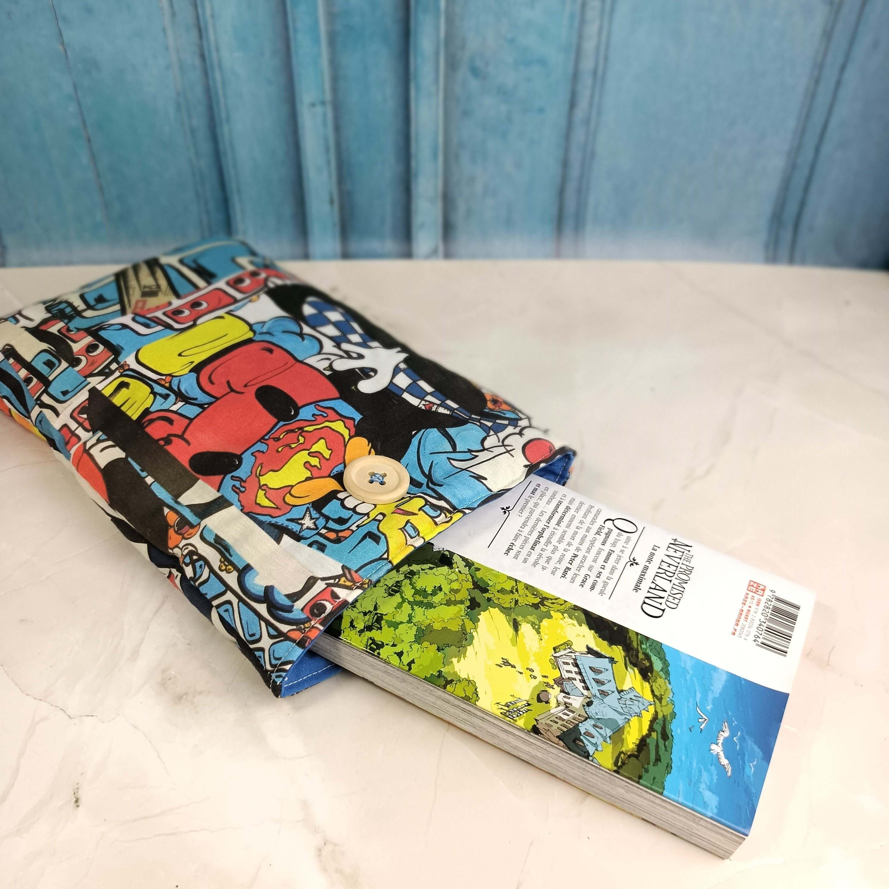 Pochette livre tissu bande dessinée 