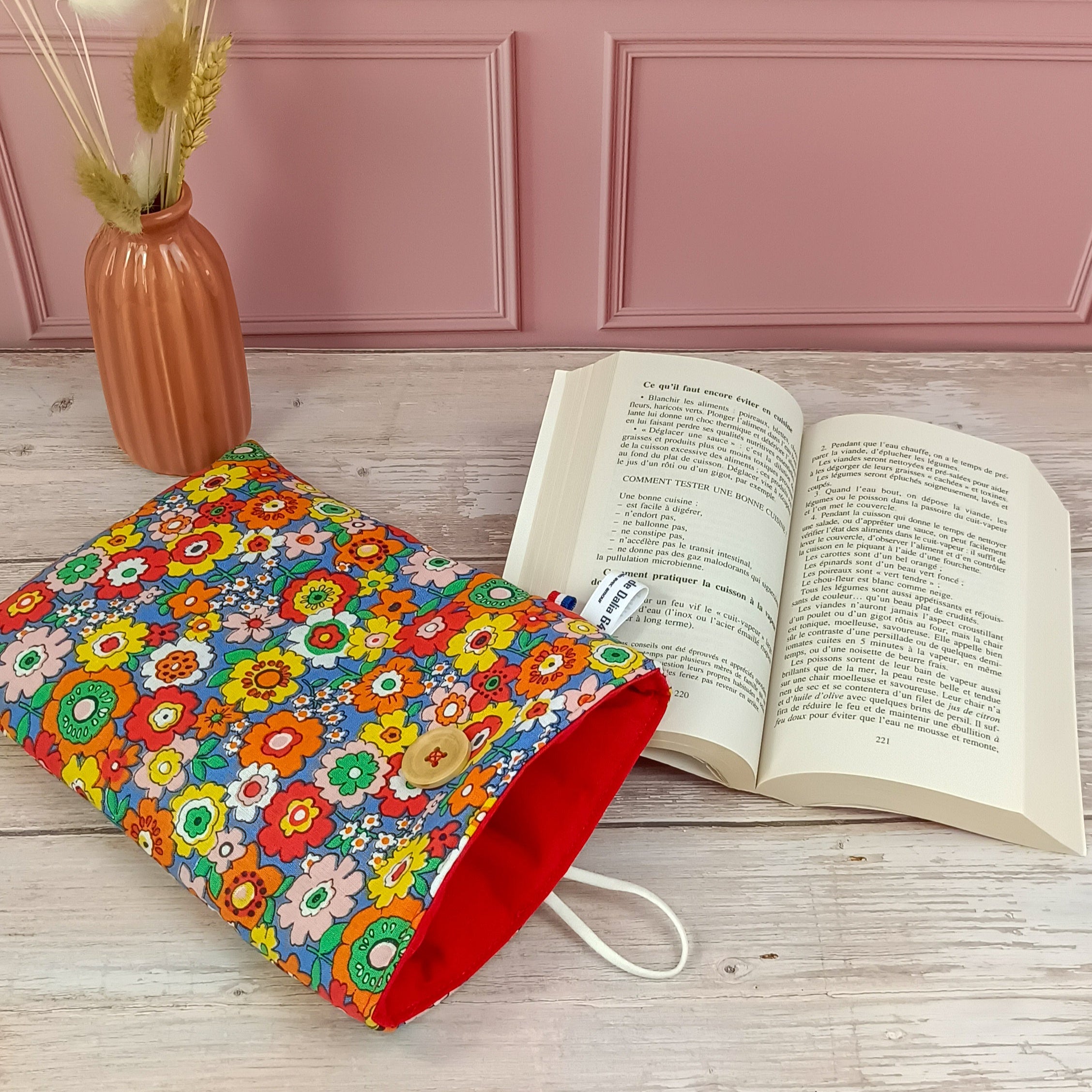 Pochette livre tissu fleurs rétro bleu
