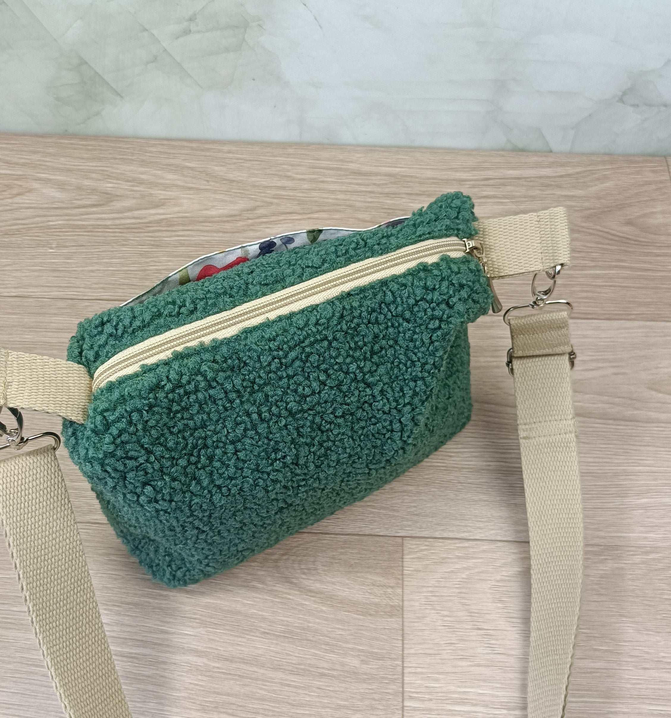 Sac bandoulière réglable sherpa vert foncé- coquelicot  