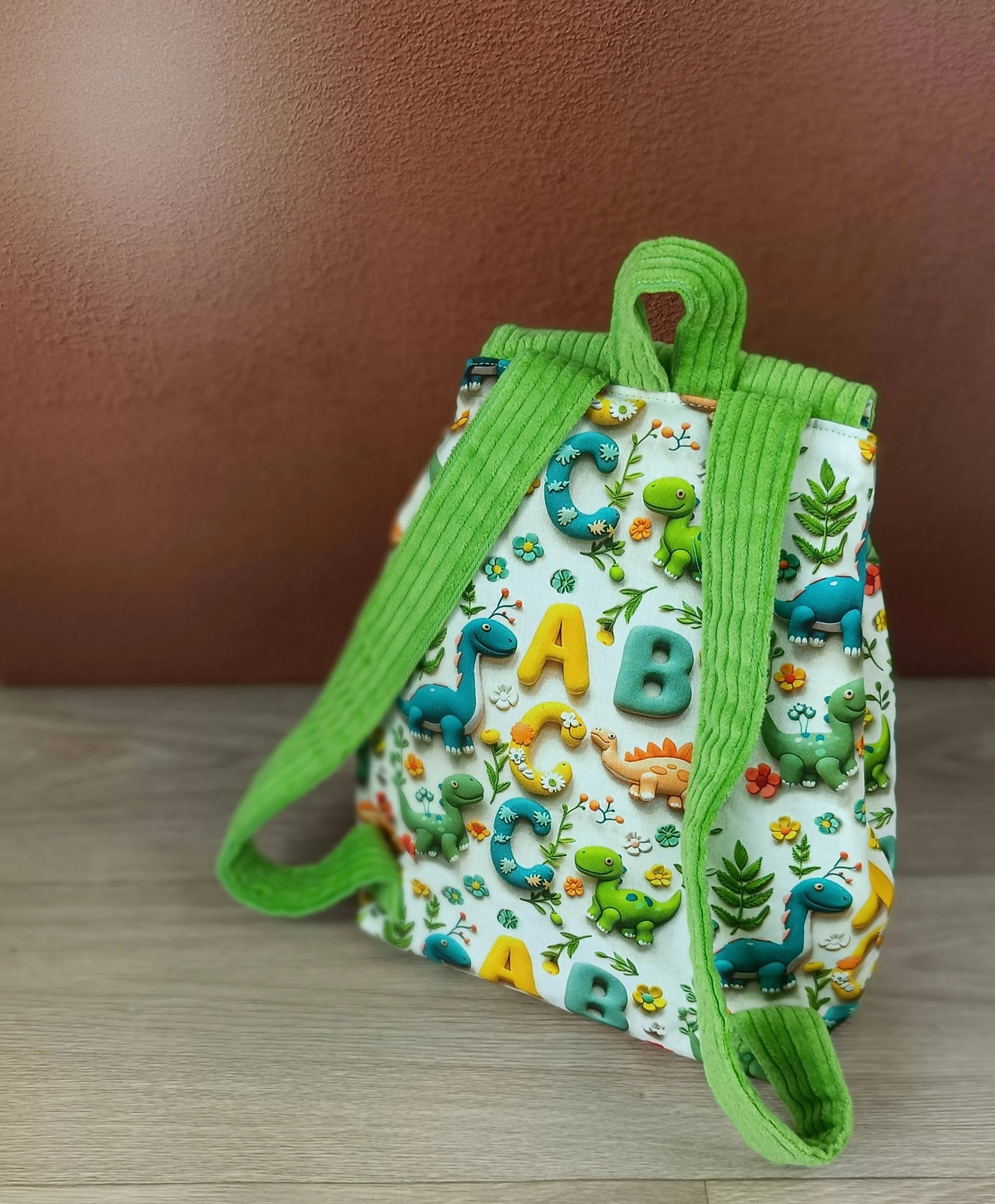 Sac à dos et serviette de cantine Dino baby