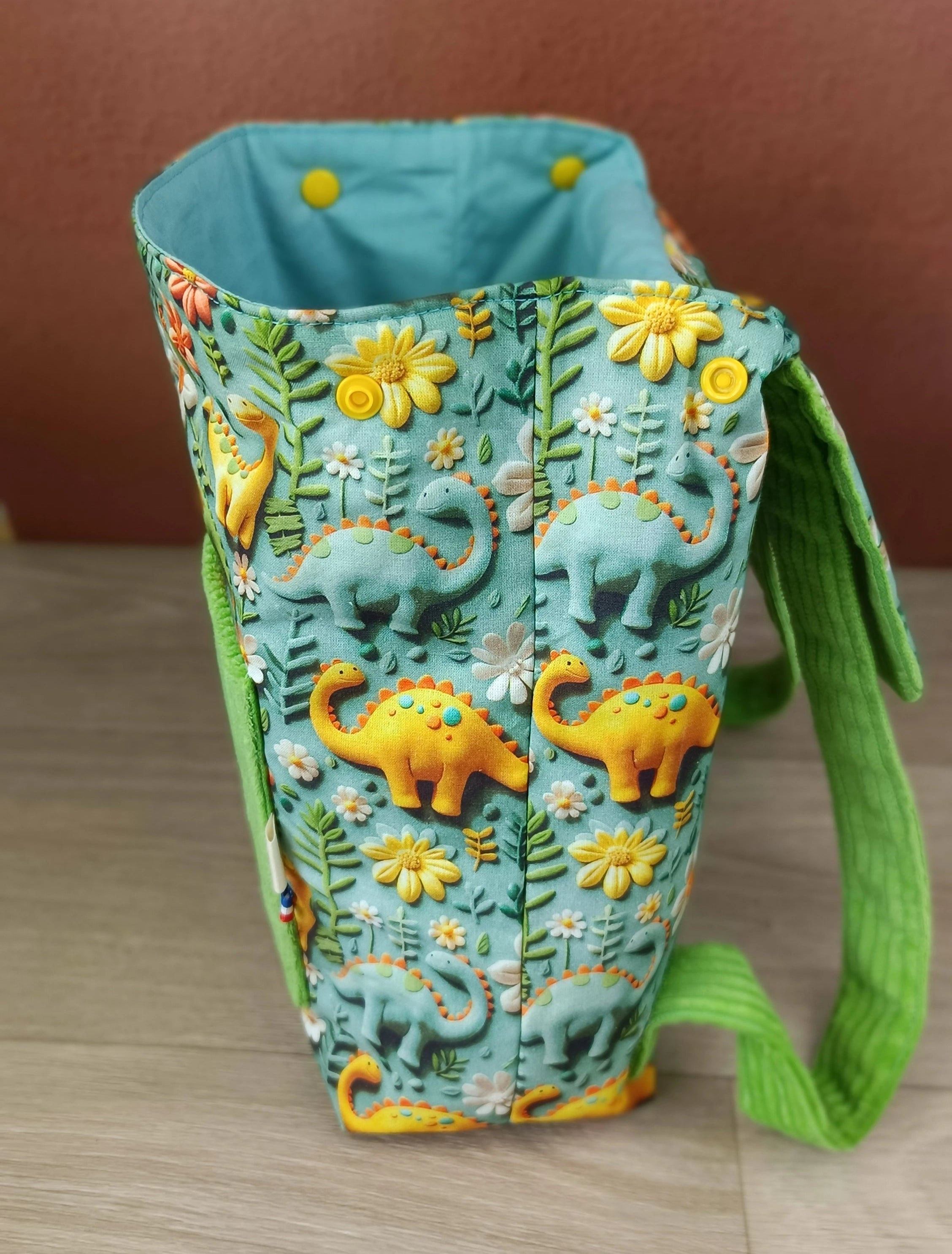Sac à dos et serviette de cantine Dino ver