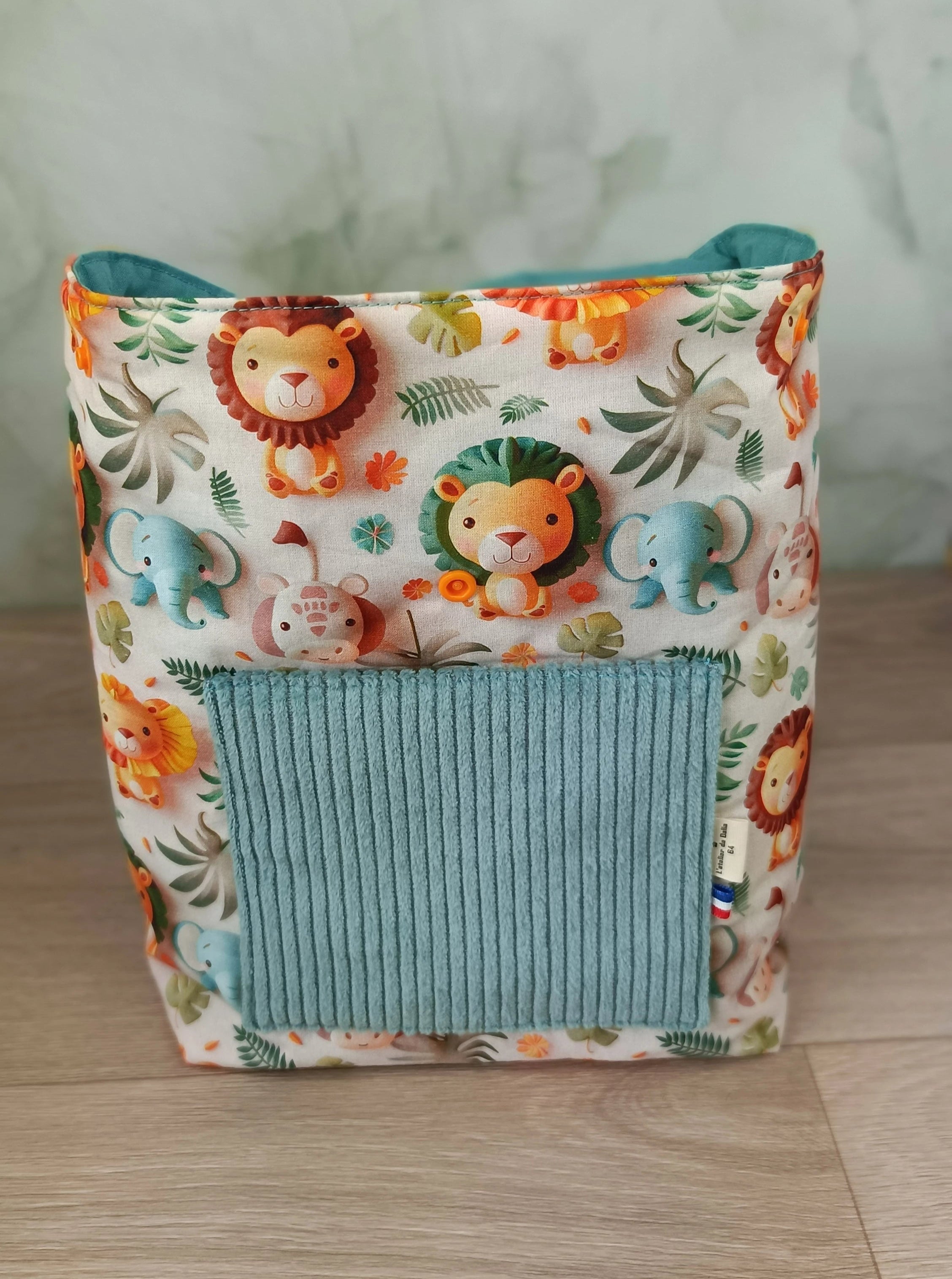 Sac à dos et serviette de cantine Safari