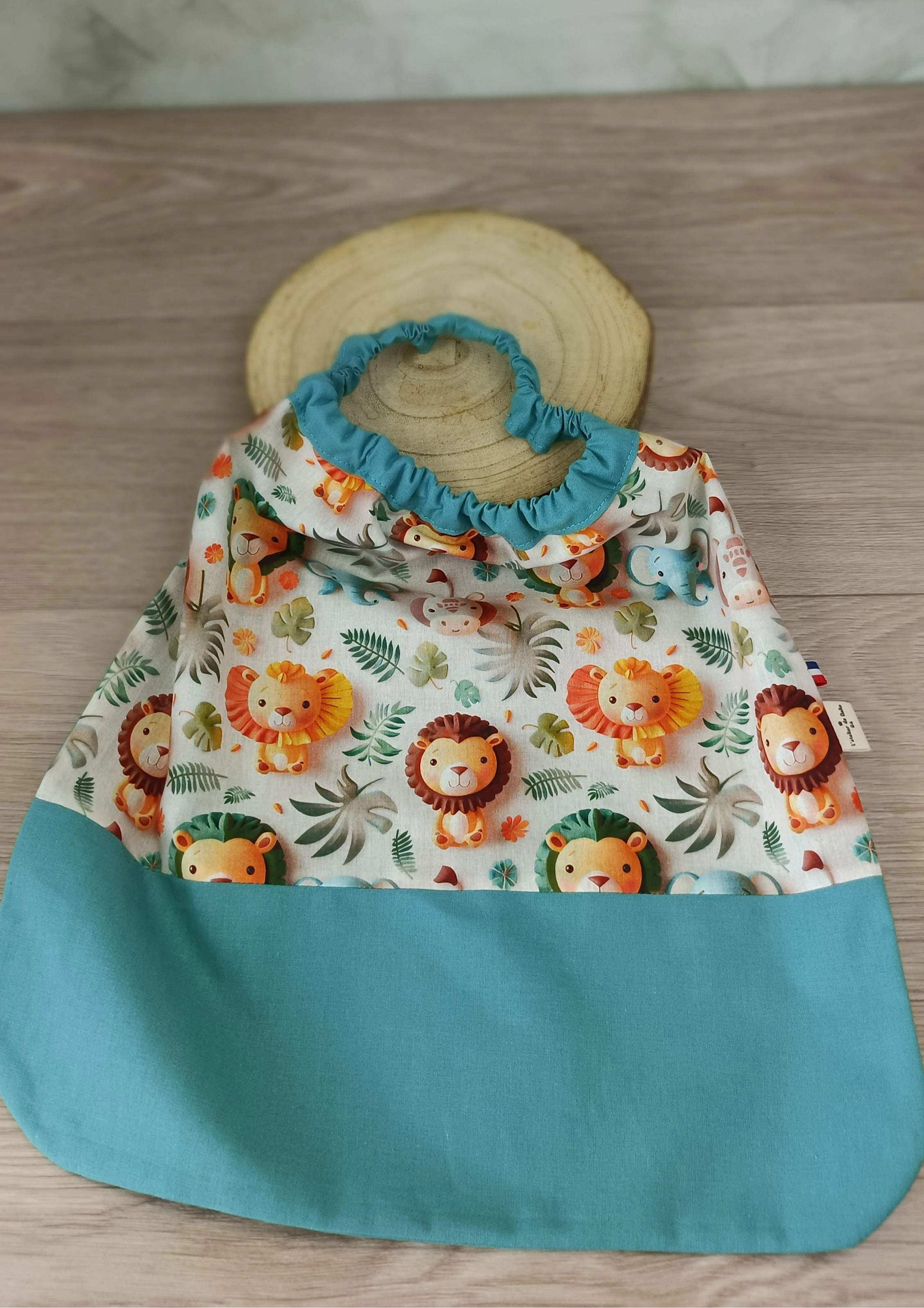 Sac à dos et serviette de cantine Safari