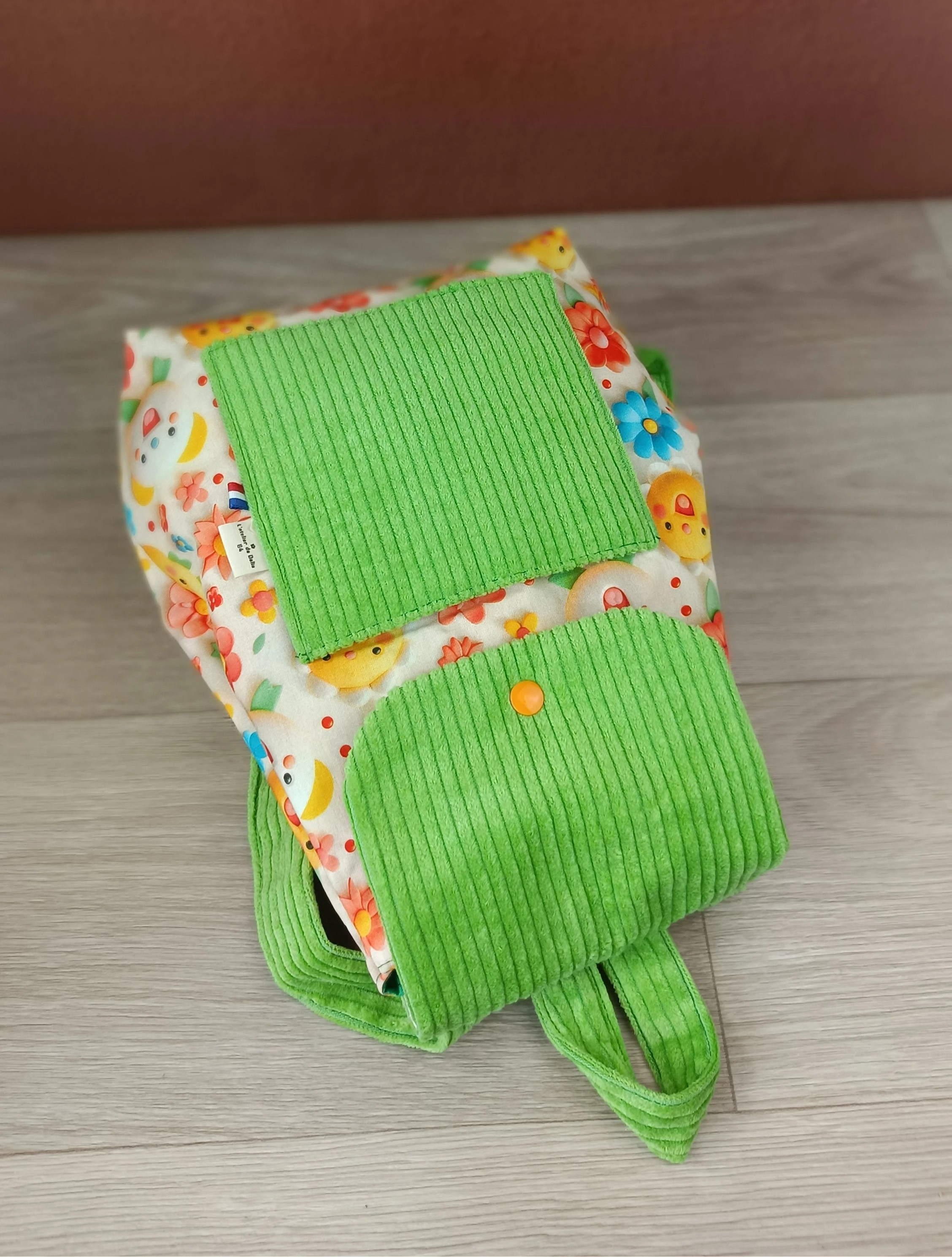 Sac à dos et serviette de cantine caritas