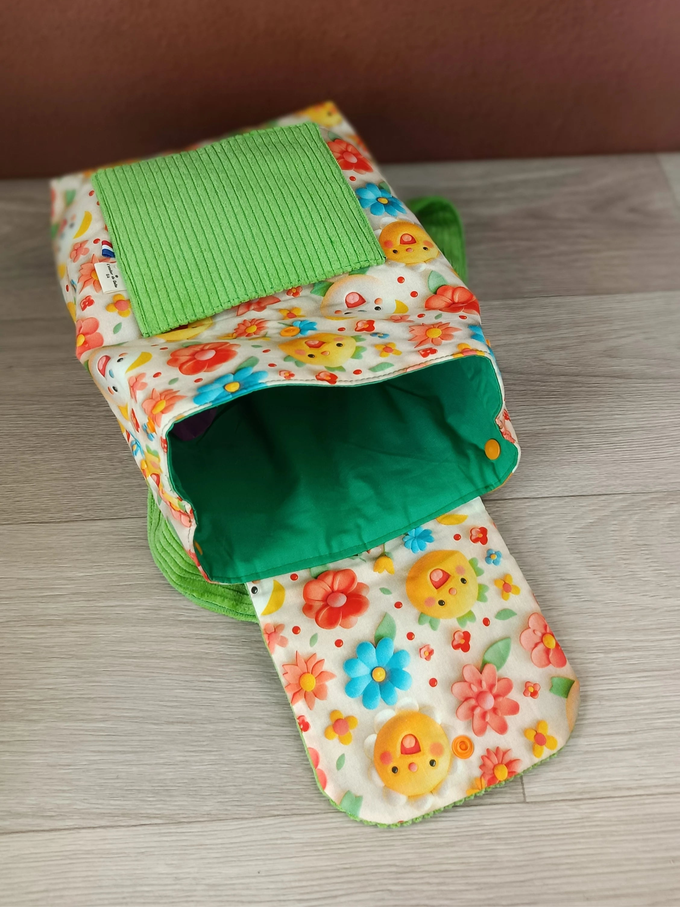 Sac à dos et serviette de cantine caritas