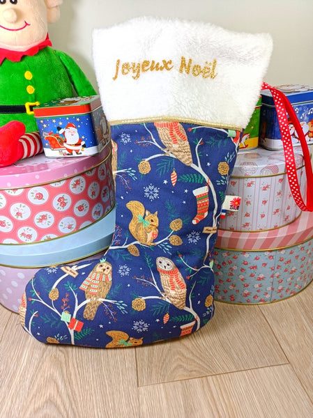 Bottes de Noël - Tissu imprimé au choix - Fourrure rouge ou blanc- Personnalisées avec du flex