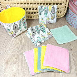 Lingettes lavables dans sa panière  - 10 lingettes -  Plumes jaunes - idée cadeau