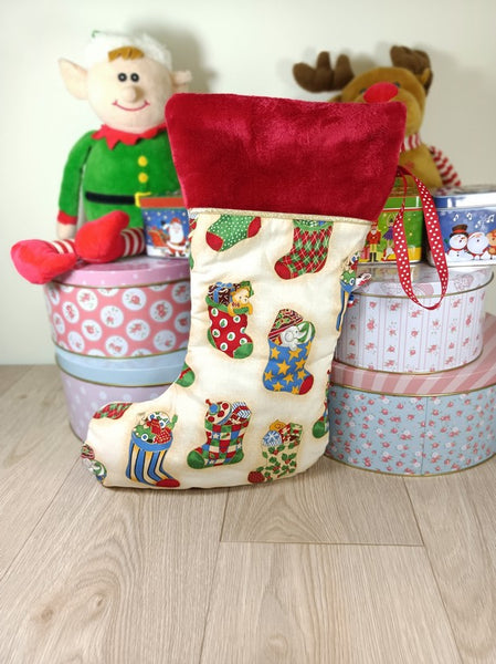 Bottes de Noël - Tissu imprimé au choix - Fourrure rouge ou blanc- Personnalisées avec du flex